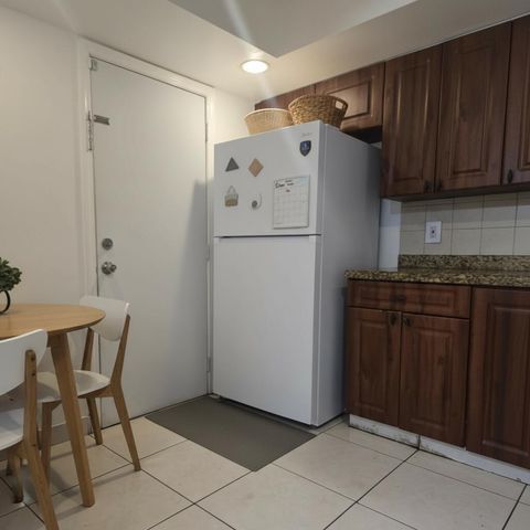 1201 SW 52nd Avenue 202-2, North Lauderdale, FL 33068