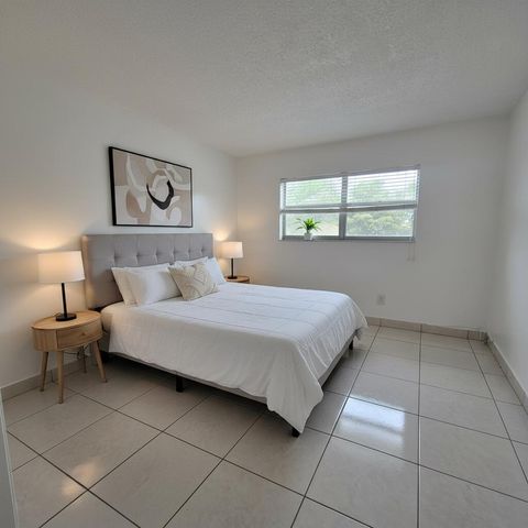 1201 SW 52nd Avenue 202-2, North Lauderdale, FL 33068