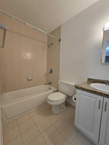 1201 SW 52nd Avenue 202-2, North Lauderdale, FL 33068
