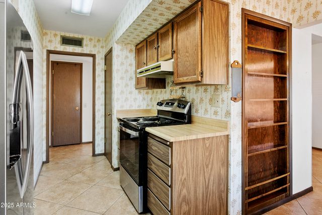 18806 N ZINNIA Court, Sun City West, AZ 85375