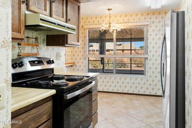 18806 N ZINNIA Court, Sun City West, AZ 85375