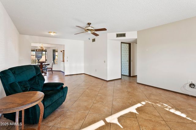 18806 N ZINNIA Court, Sun City West, AZ 85375