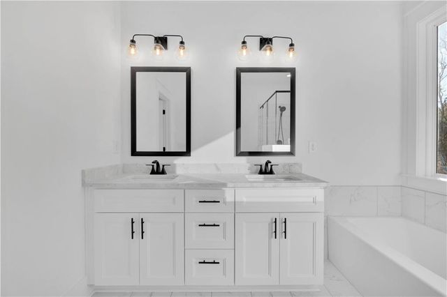 4075 O Henry Court, Mcdonough, GA 30252