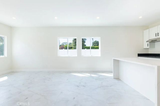 19453 Strathern Street, Reseda, CA 91335