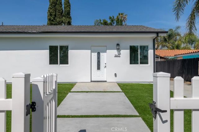 19453 Strathern Street, Reseda, CA 91335