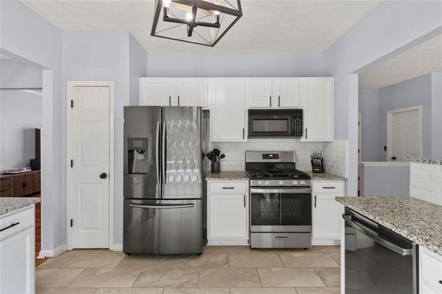 309 Woodland Pass, Canton, GA 30114