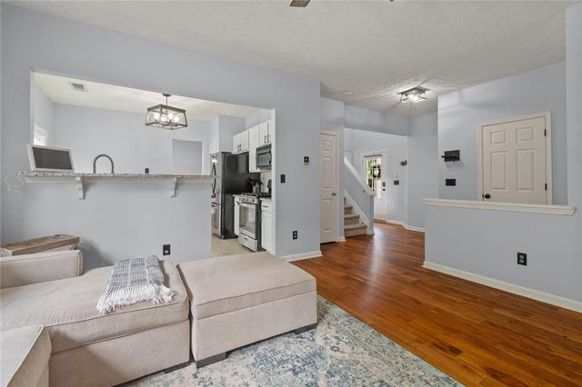 309 Woodland Pass, Canton, GA 30114