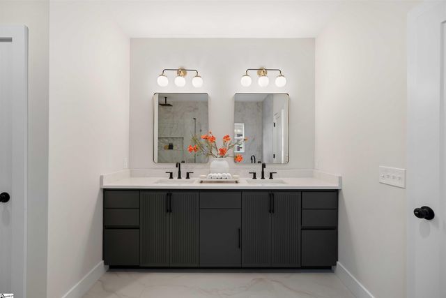 13 Stall Street, Greenville, SC 29609