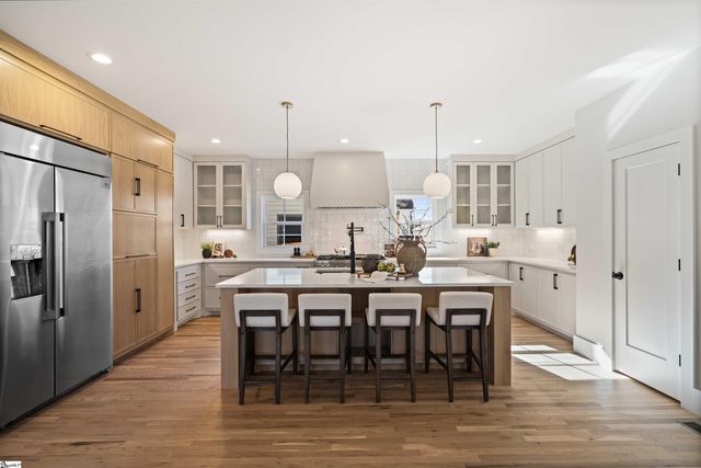 13 Stall Street, Greenville, SC 29609