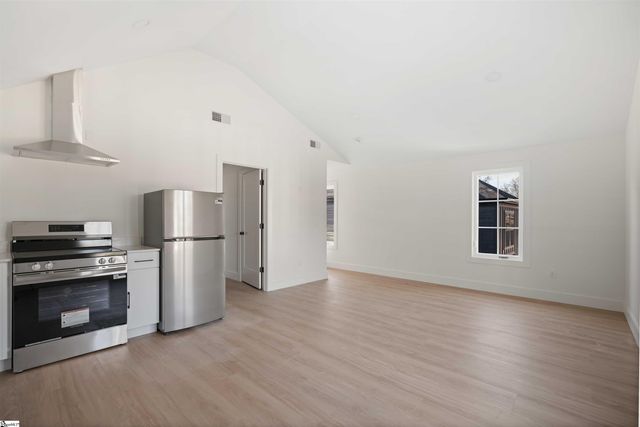 13 Stall Street, Greenville, SC 29609