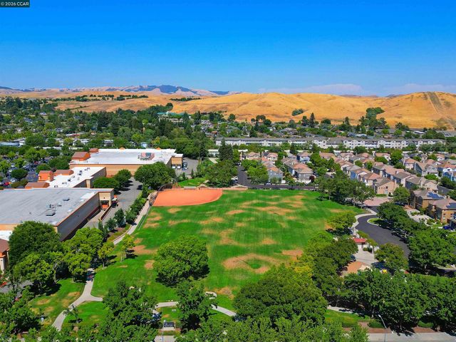 34 Elmwood Dr, San Ramon, CA 94583