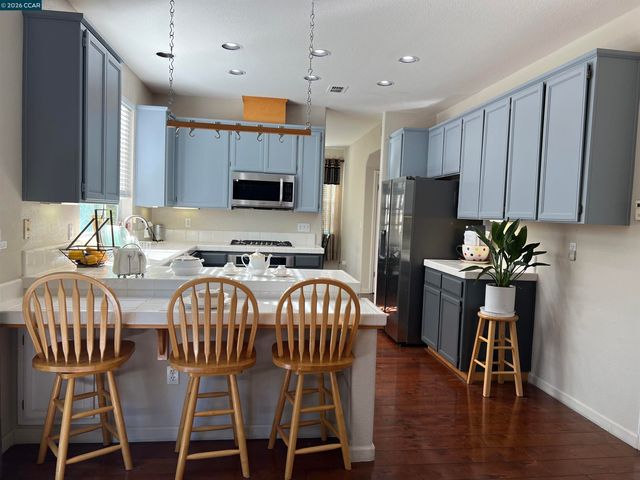 34 Elmwood Dr, San Ramon, CA 94583