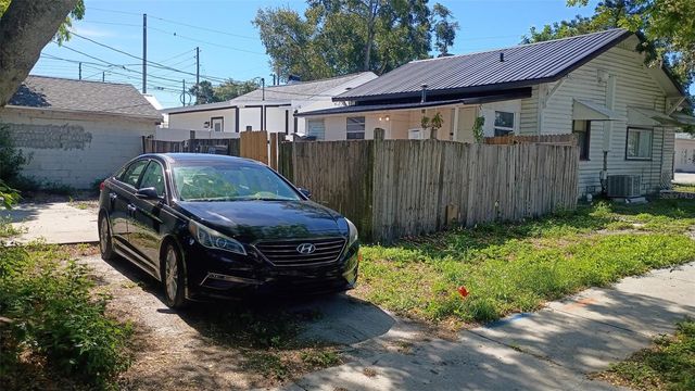 1623 7TH AVE N, St Petersburg, FL 33713