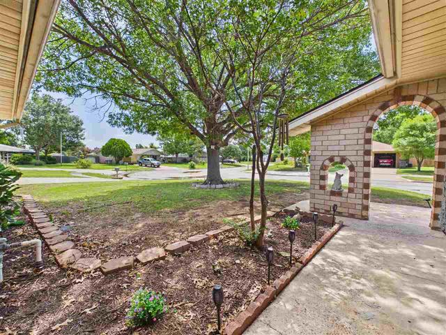 7309 NW Andrews, Lawton, OK 73505