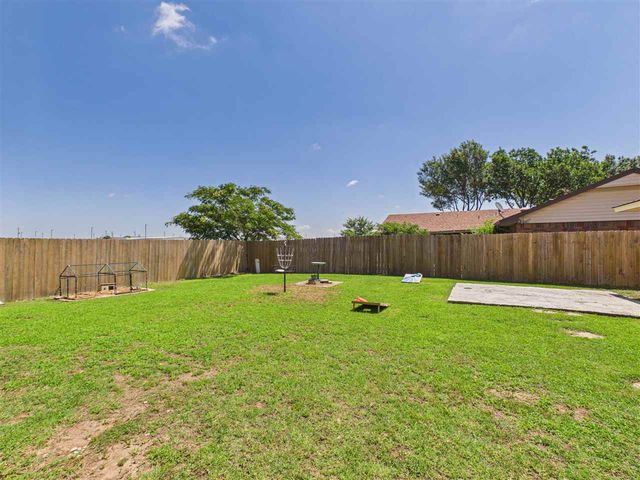 7309 NW Andrews, Lawton, OK 73505