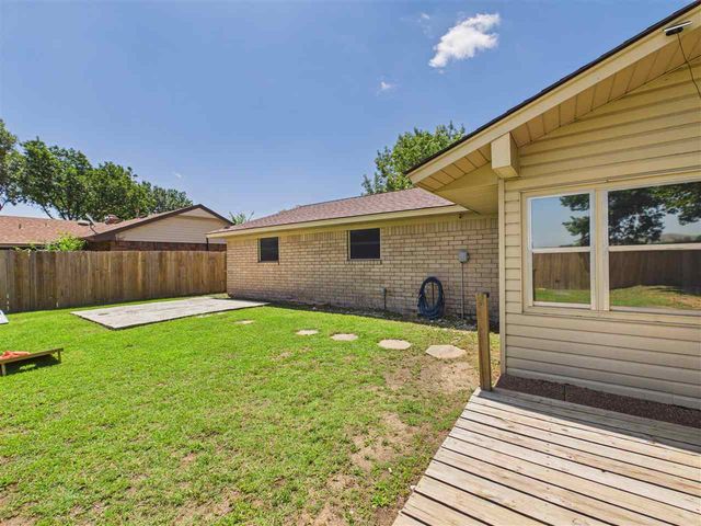 7309 NW Andrews, Lawton, OK 73505