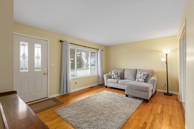 1805 Englewood Avenue, Madison Heights, MI 48071