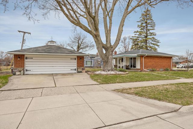 1805 Englewood Avenue, Madison Heights, MI 48071