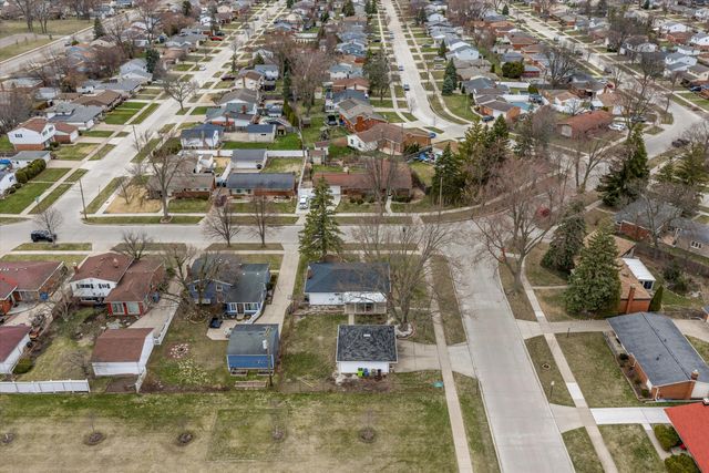 1805 Englewood Avenue, Madison Heights, MI 48071