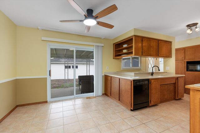 1805 Englewood Avenue, Madison Heights, MI 48071