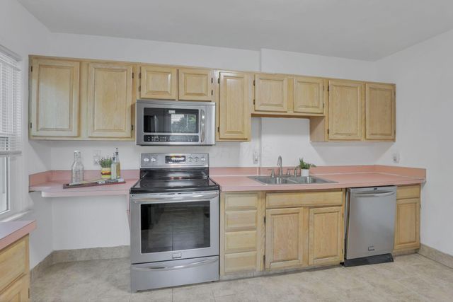 215 Martin Luther King Jr Boulevard, Columbus, OH 43203