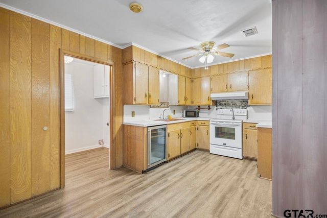 1511 Caldwell St., Longview, TX 75602