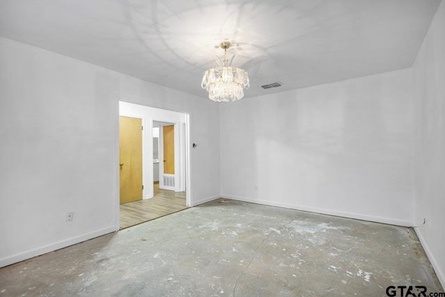 1511 Caldwell St., Longview, TX 75602