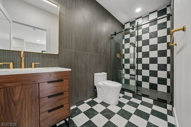 1804 Rutherford St, Rahway City, NJ 07065