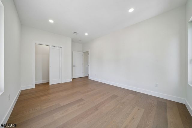 1804 Rutherford St, Rahway City, NJ 07065