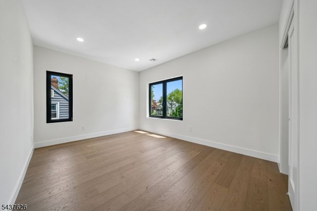 1804 Rutherford St, Rahway City, NJ 07065