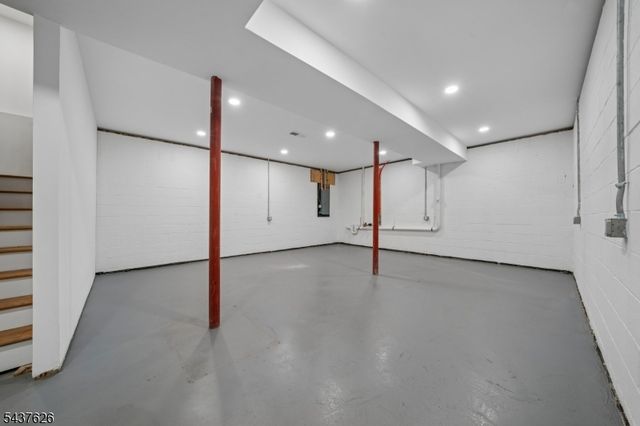 1804 Rutherford St, Rahway City, NJ 07065