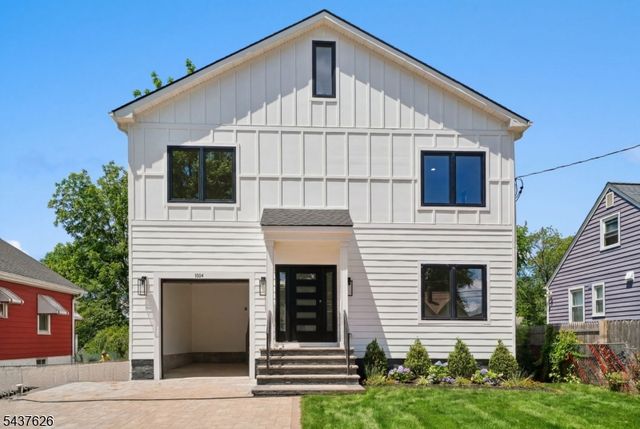 1804 Rutherford St, Rahway City, NJ 07065