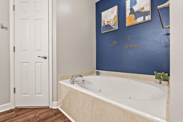 2609 Shadowcreek Drive, Bryant, AR 72022