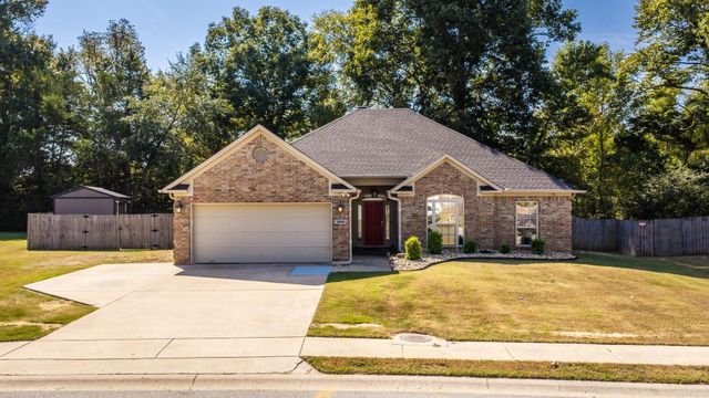 2609 Shadowcreek Drive, Bryant, AR 72022