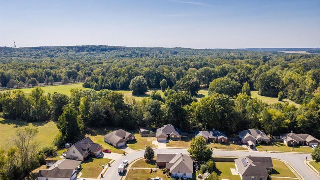 2609 Shadowcreek Drive, Bryant, AR 72022