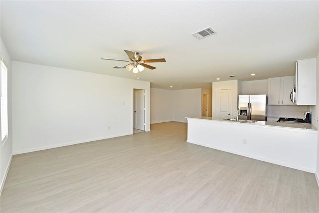 10218 Prairie Dunes Lane, Cleveland, TX 77327