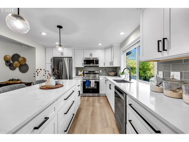 4412 Se 166TH Pl, Vancouver, WA 98683