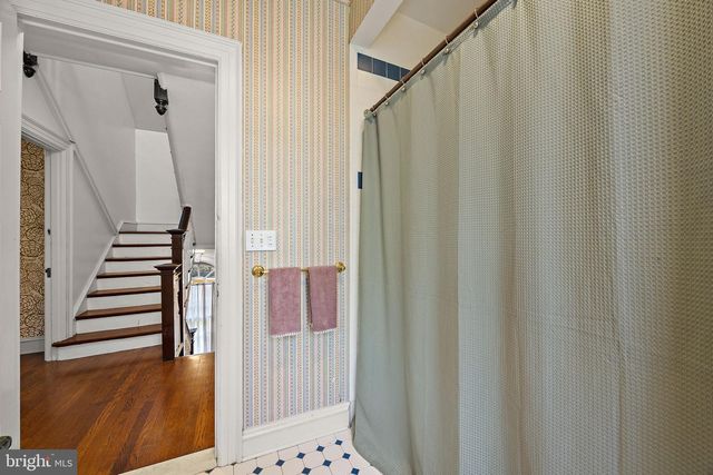 2012 BAYNARD BLVD, Wilmington, DE 19802