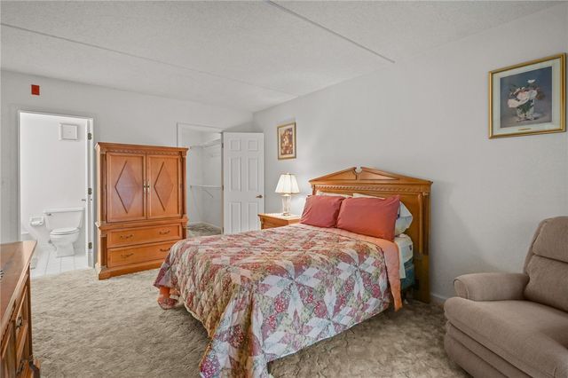 650 East Greenwich Avenue B5 211, West Warwick, RI 02898