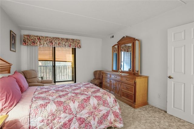 650 East Greenwich Avenue B5 211, West Warwick, RI 02898