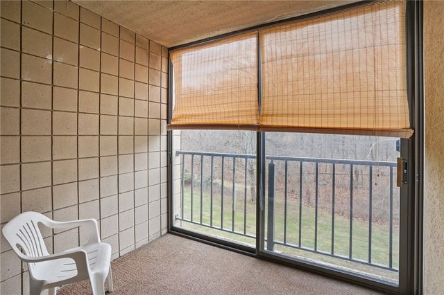 650 East Greenwich Avenue B5 211, West Warwick, RI 02898