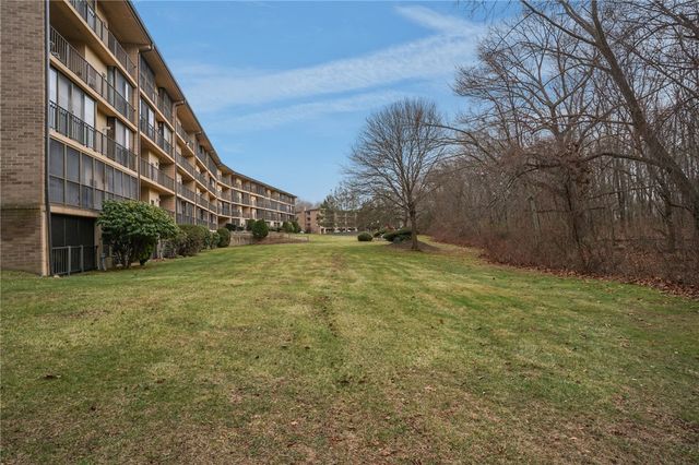 650 East Greenwich Avenue B5 211, West Warwick, RI 02898