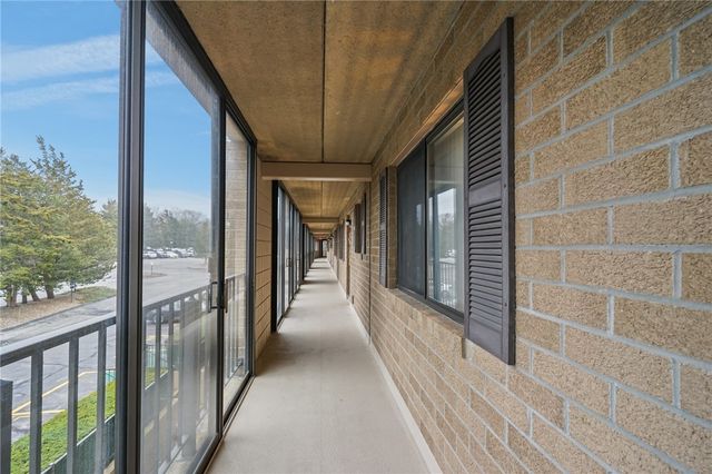 650 East Greenwich Avenue B5 211, West Warwick, RI 02898