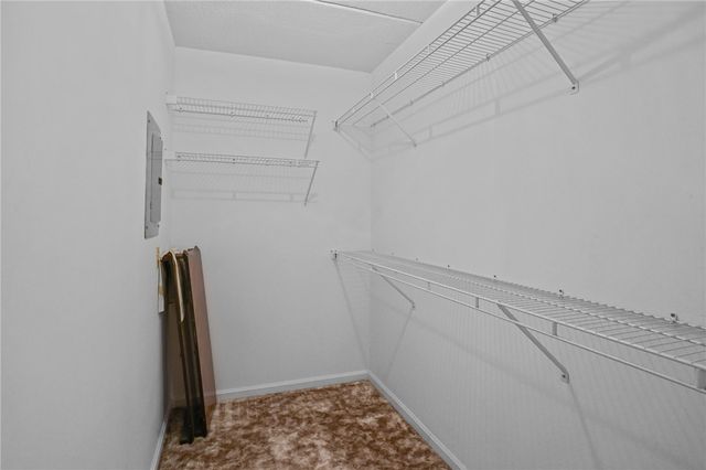 650 East Greenwich Avenue B5 211, West Warwick, RI 02898