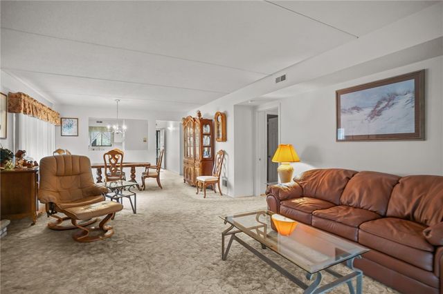 650 East Greenwich Avenue B5 211, West Warwick, RI 02898