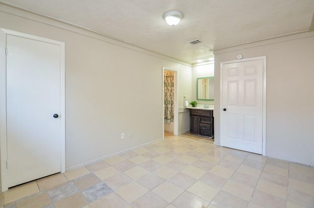 522 Whippoorwill Drive, Missouri City, TX 77489