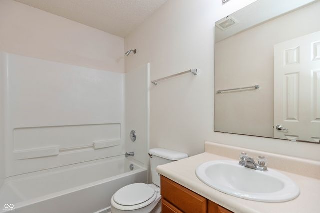 6757 Eastland Drive, Brownsburg, IN 46112