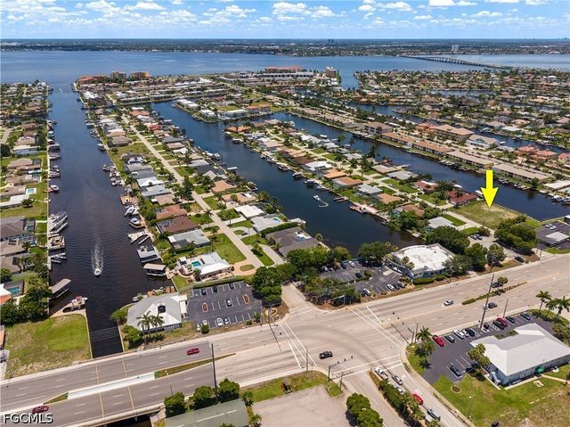 1612 SE 41st ST, Cape Coral, FL 33904