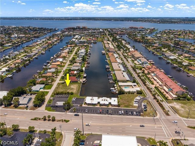 1612 SE 41st ST, Cape Coral, FL 33904