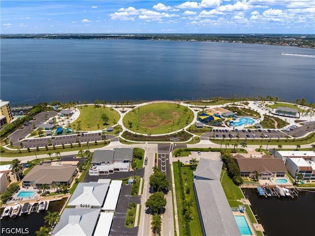 1612 SE 41st ST, Cape Coral, FL 33904